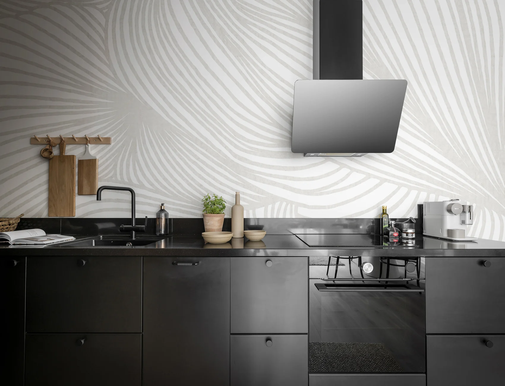 Elegant Waves