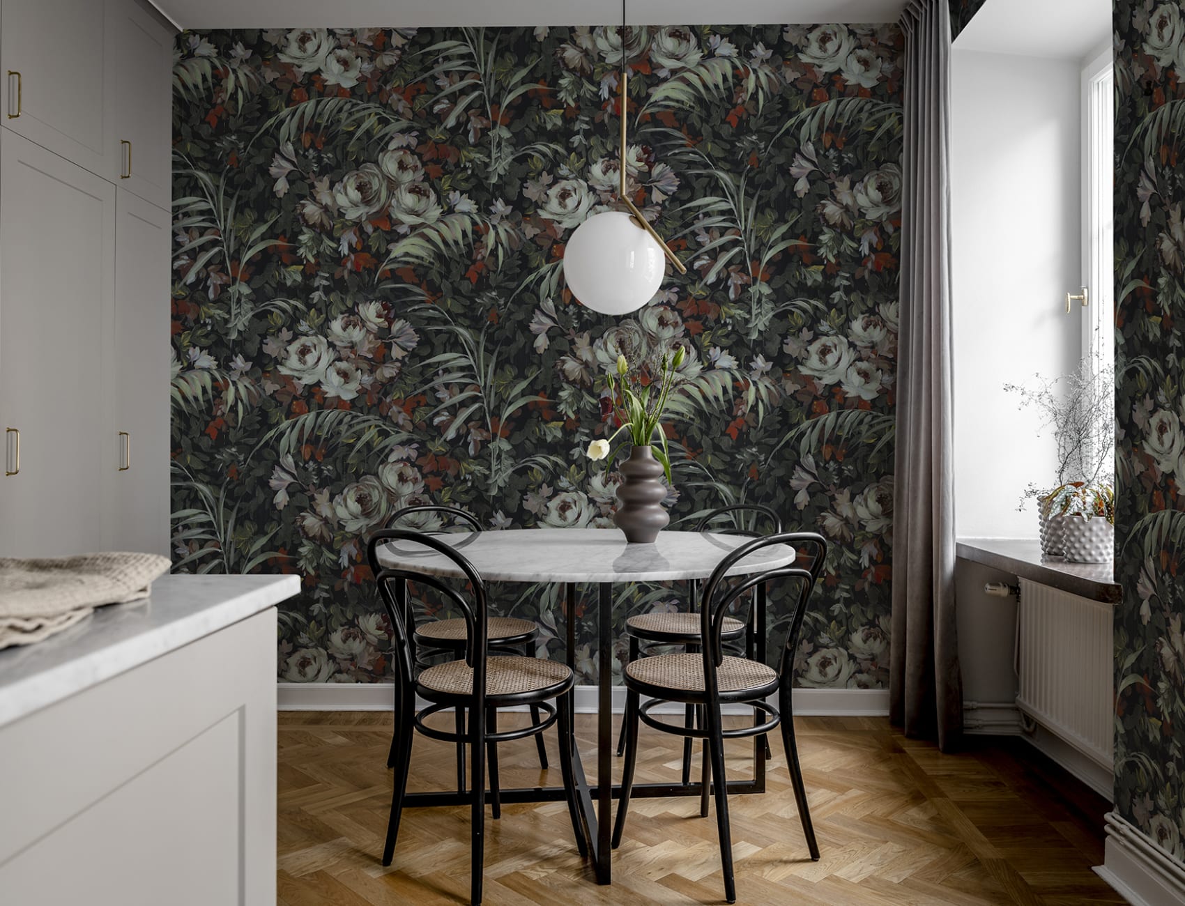Dazzling Foliage, Lush