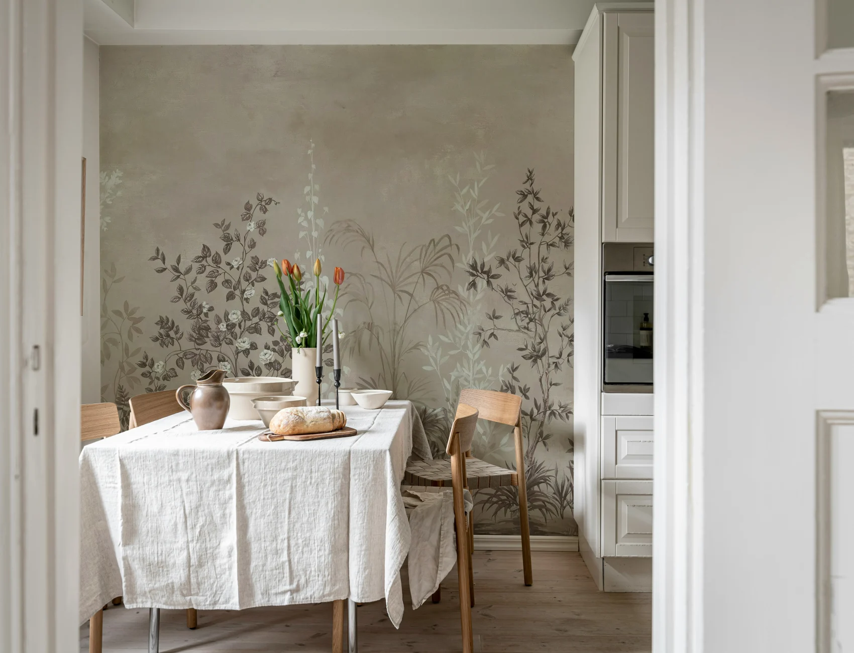 Chinoiserie Haze, Sand