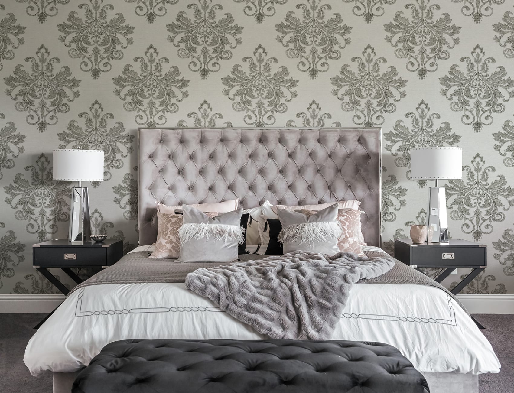 Baroque Pearl, White