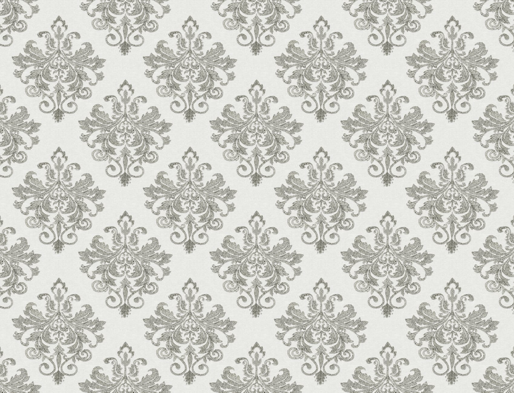 Baroque Pearl, White