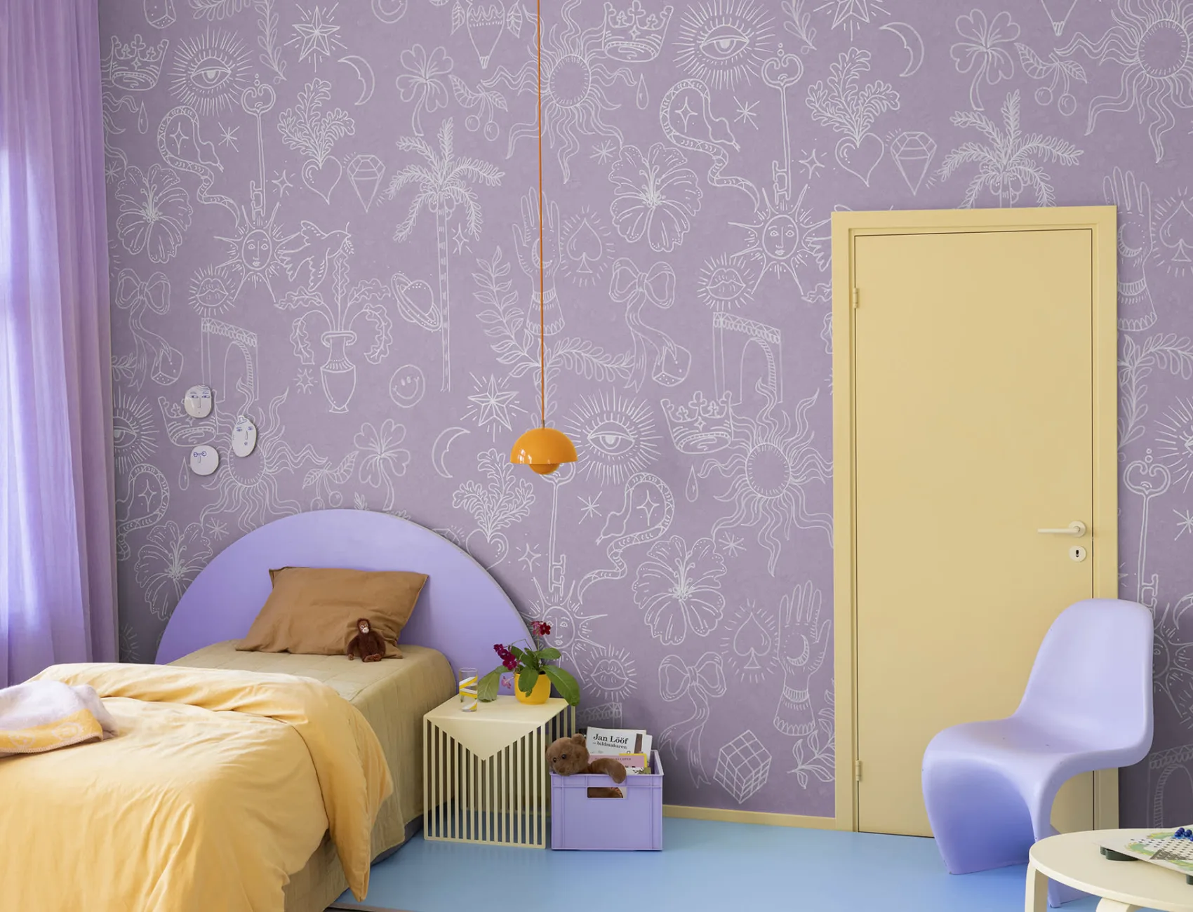 Doodle pattern wallpaper design