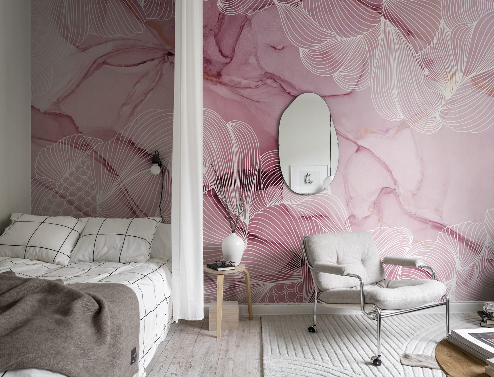 Opulence, Magenta