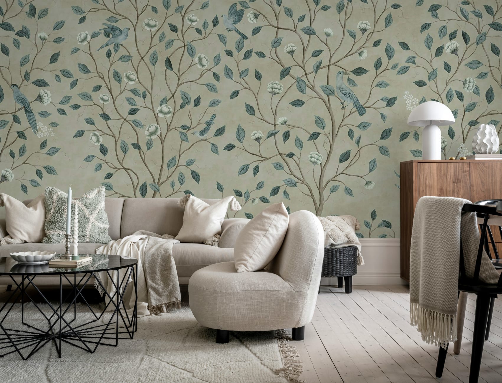 Chinoiserie Beauty 