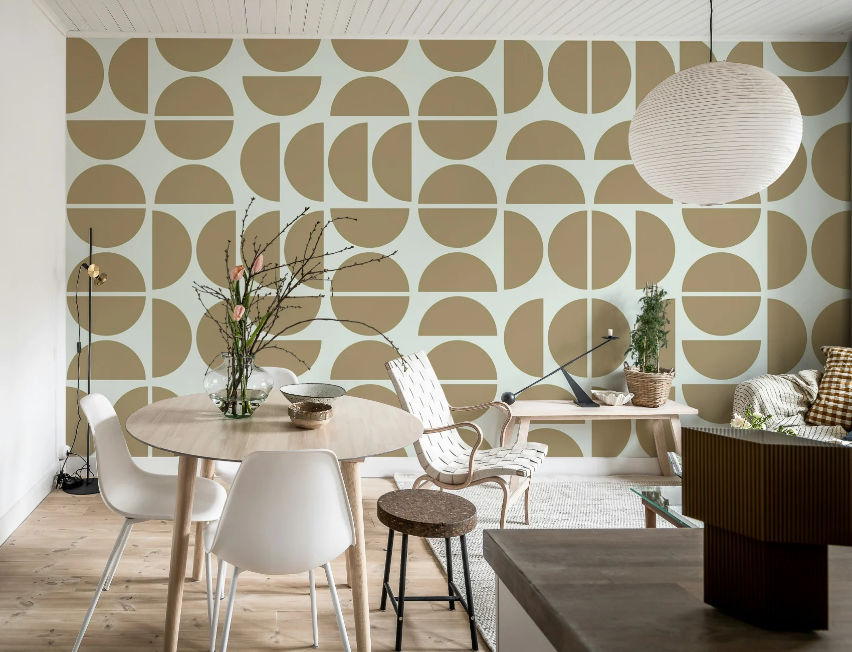 Chic Beige Geometry