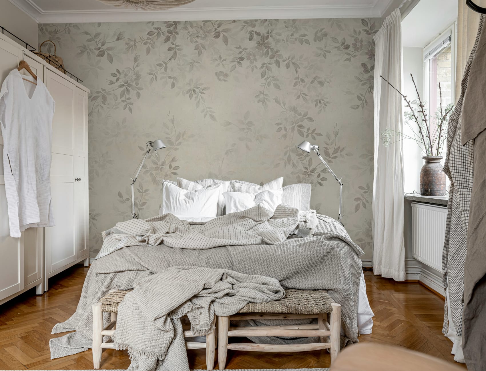 Faded Elegance 