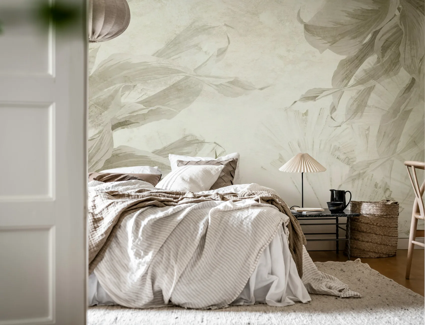 Timeless Neutral Foliage