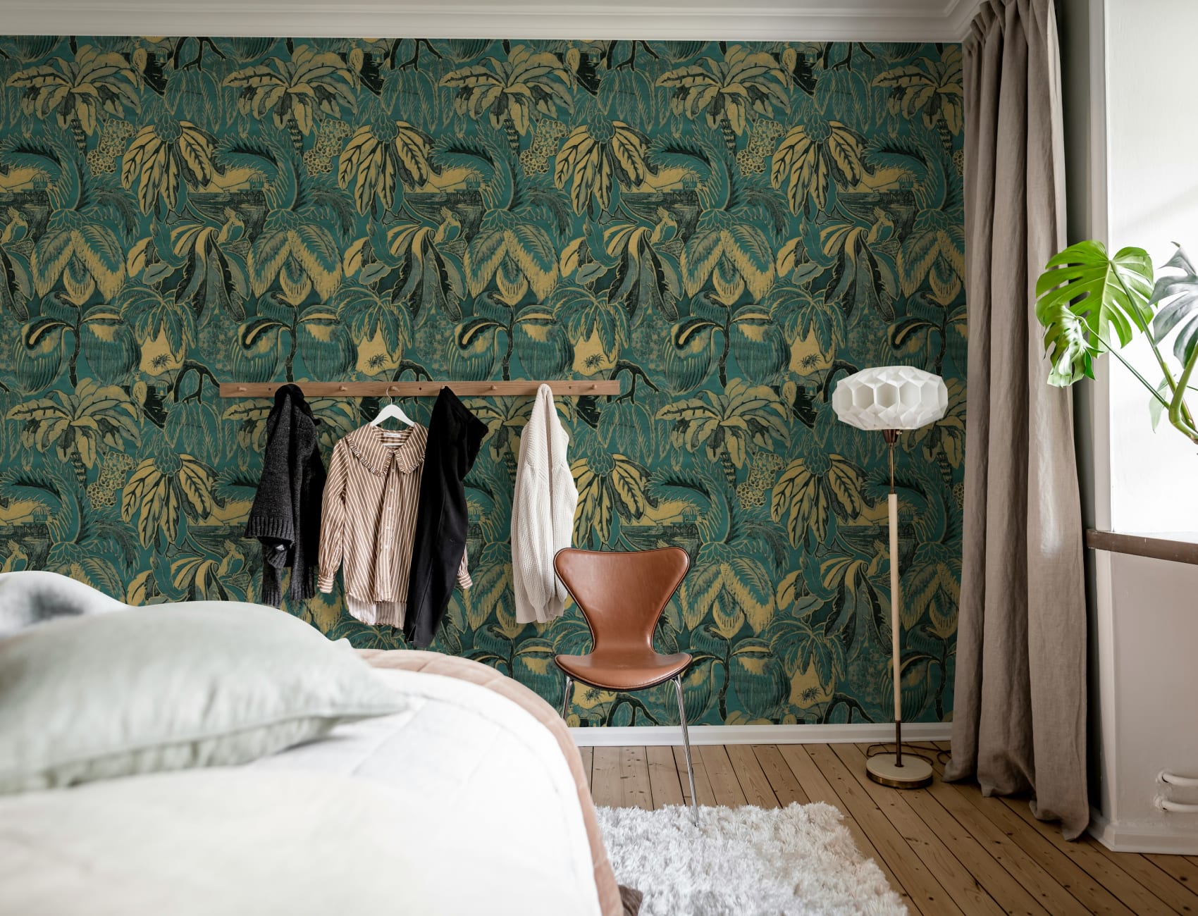 Tropical Elegance