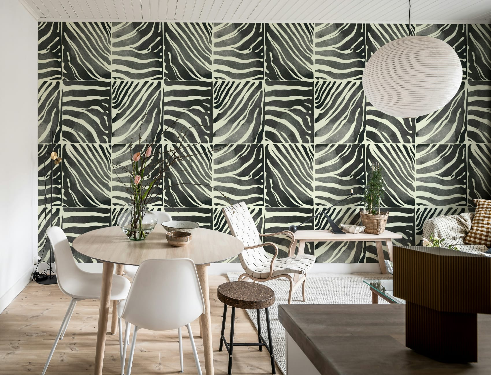 Zebra Bold