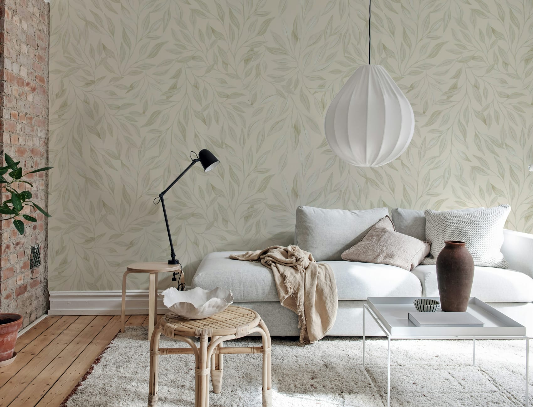 Tranquil Leaf Elegance
