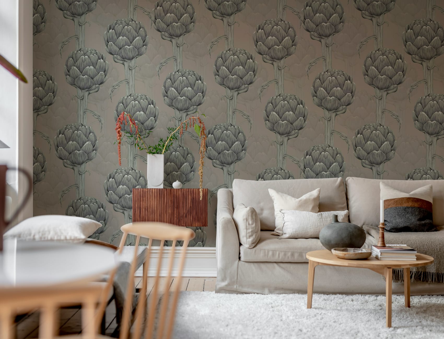 Elegant Artichoke Allure