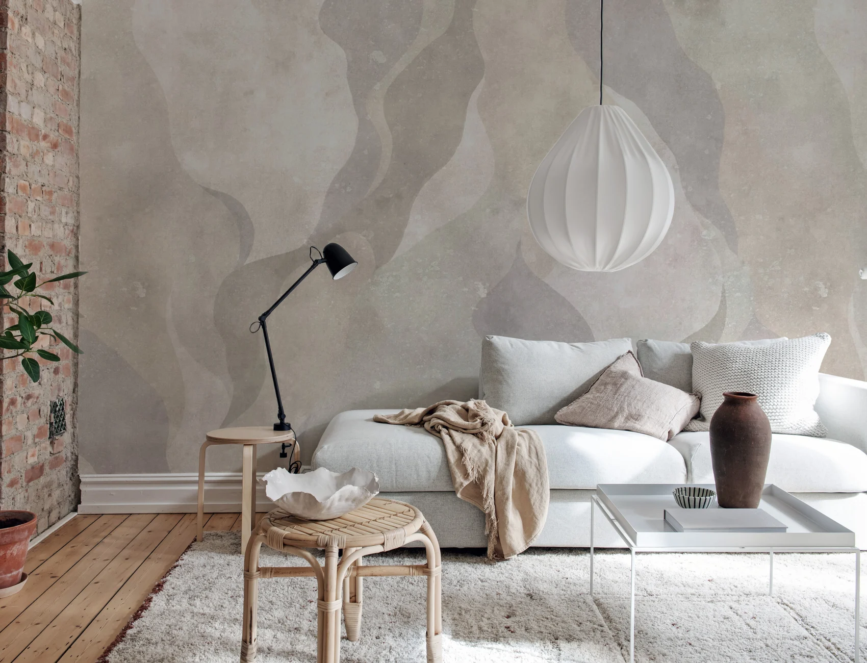 Undulating Elegance