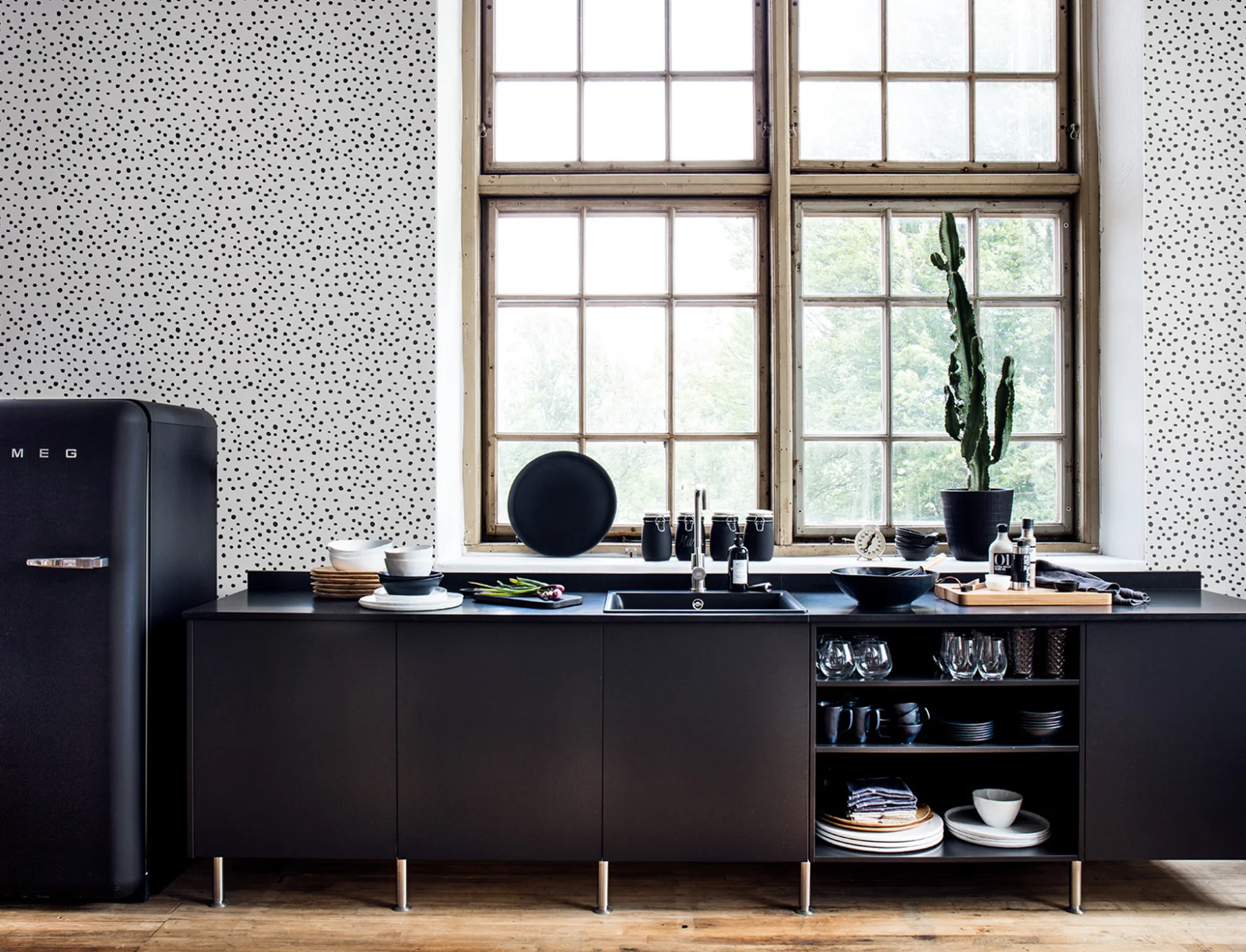 The perfect dotted wallpaper