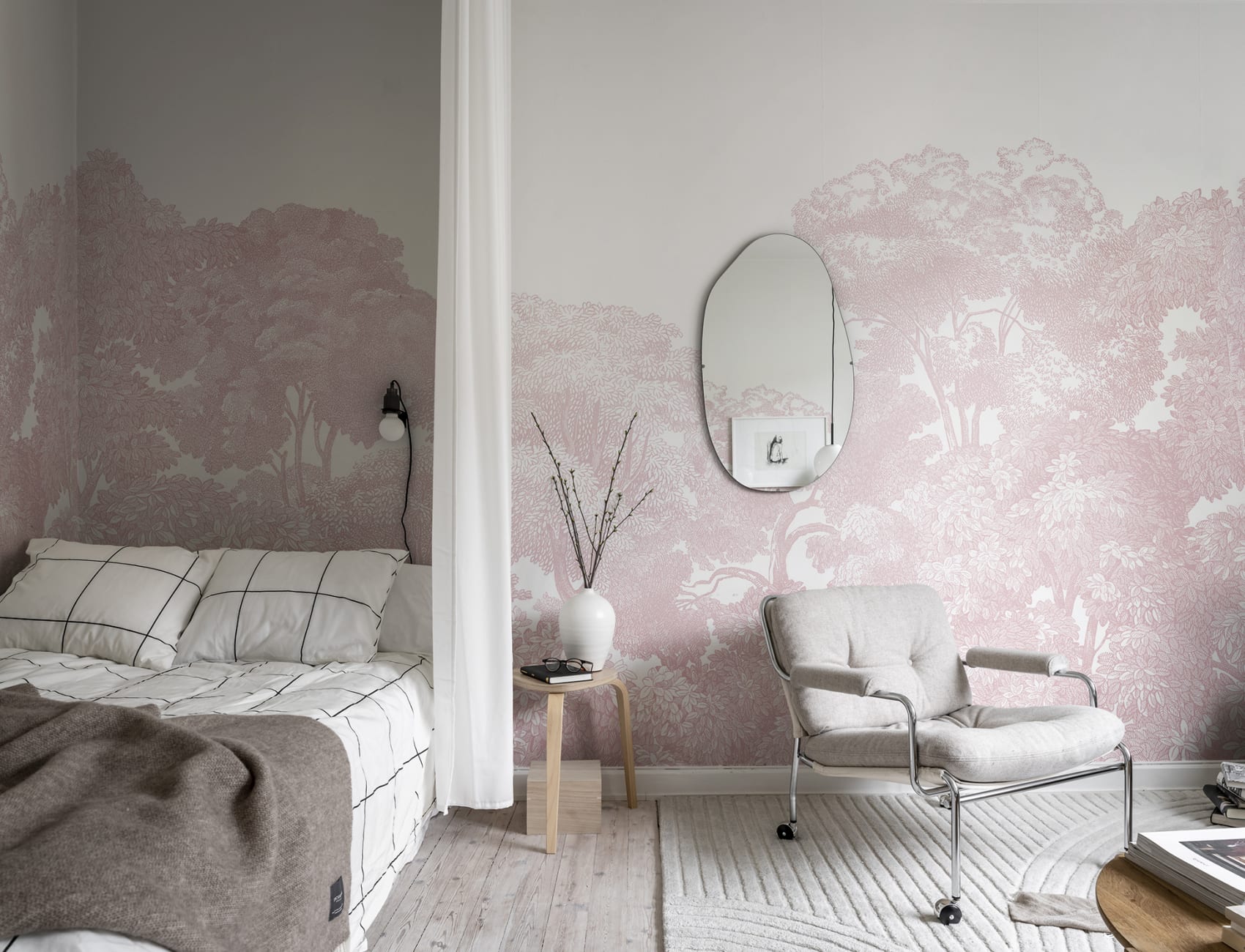 Pink wall mural for daydreamers
