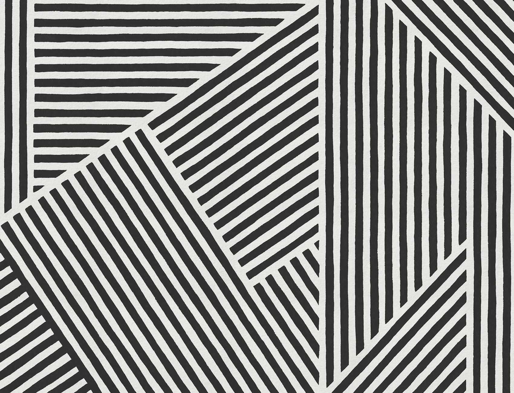 Bold black and white wallpaper