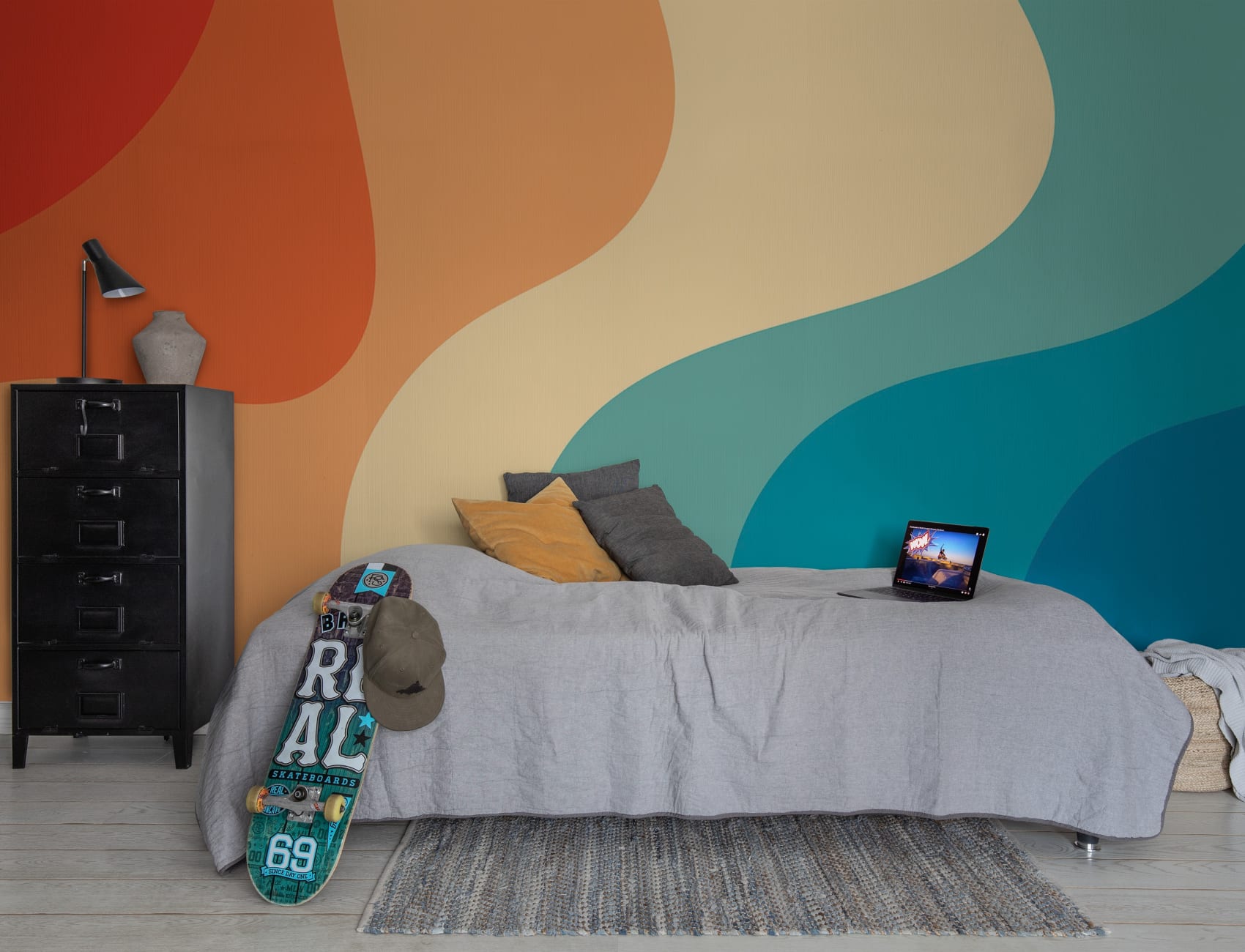 A Splash of 70s' Vibrance