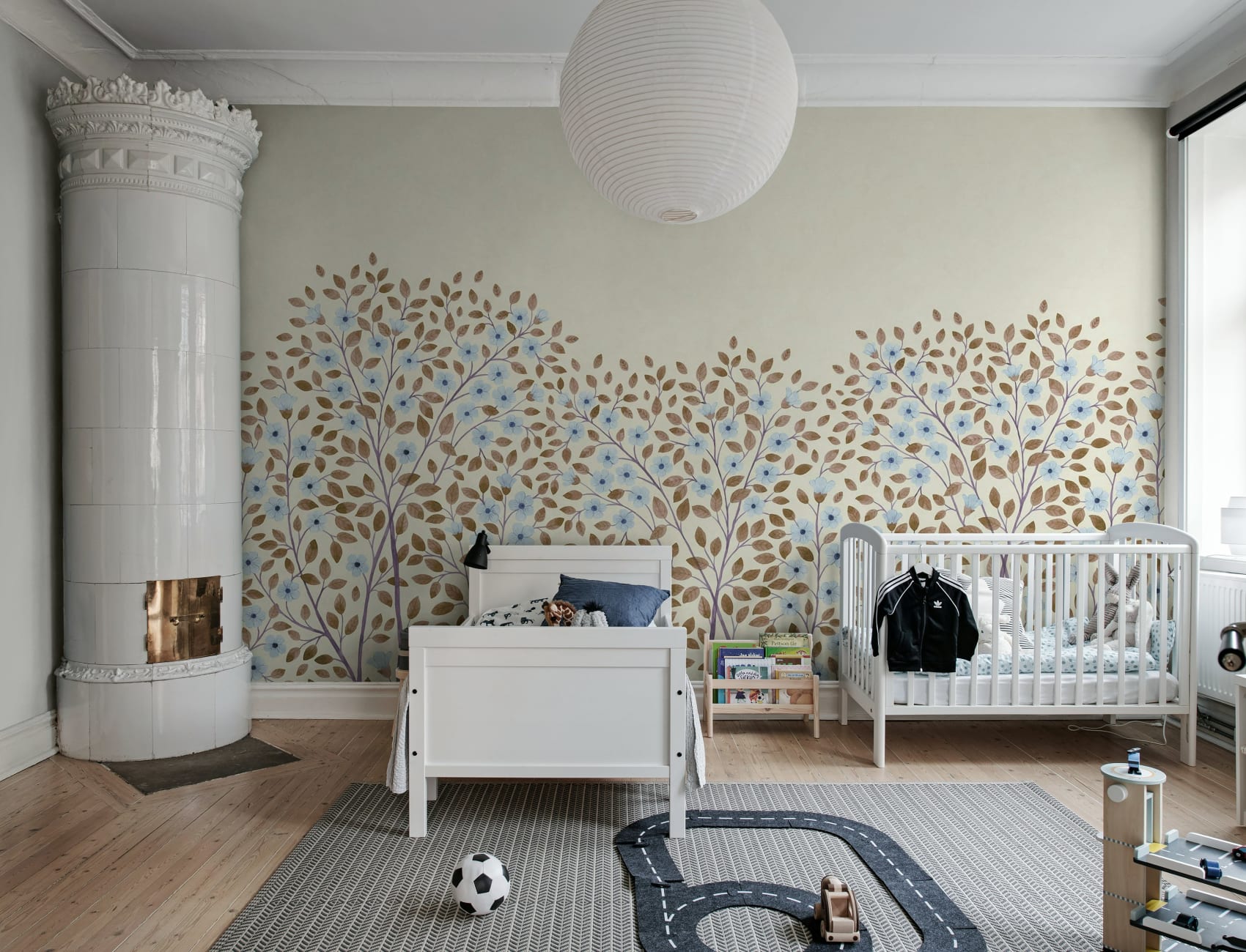 Beige Blossom Dream