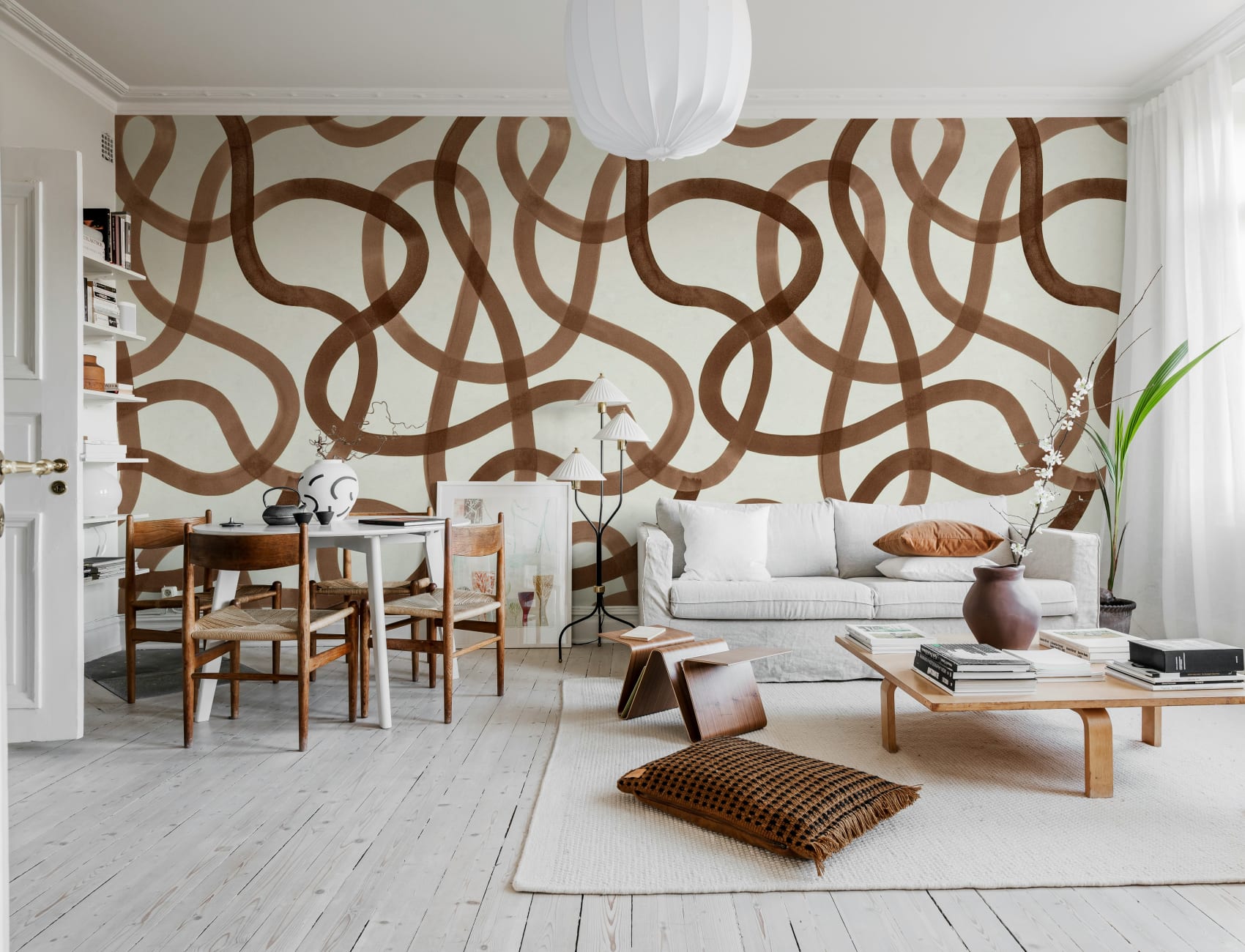Elegant Curved Lines