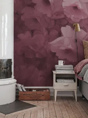 Sophisticated pink wallpaper