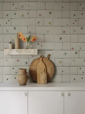 Carreaux d'argile faits à la main