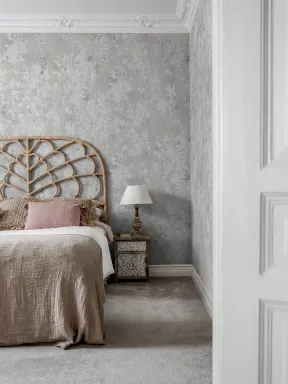 Wisteria, Pearl