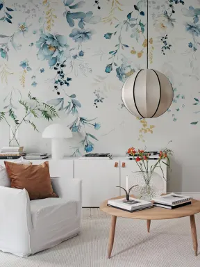 Fina hängande blommor och grenar