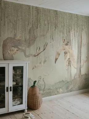 Par-delà les arbres