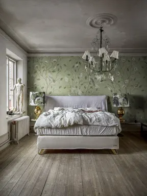 Botanical Elegance 