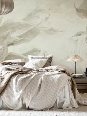 Timeless Neutral Foliage