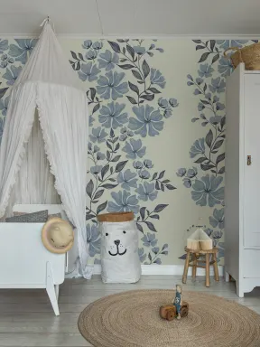 Bold Bloom in Sky: Eine frische florale Note