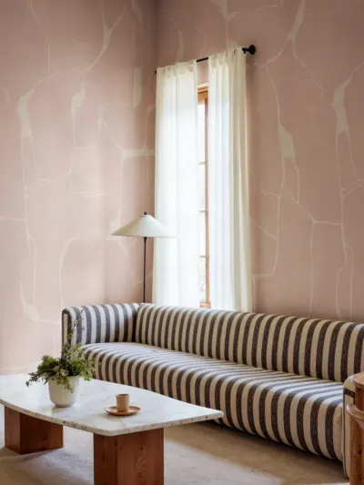 Linear Flow, Pink