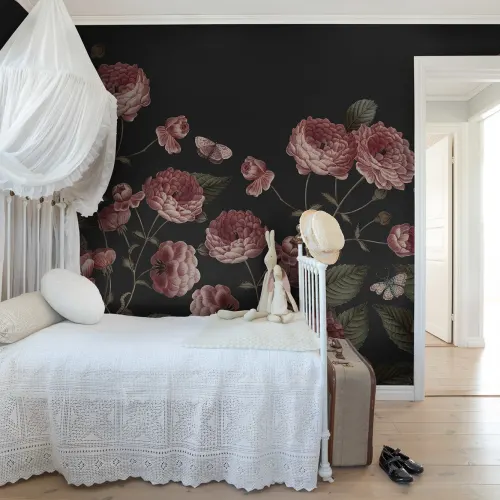 Grand Large-Scale Floral