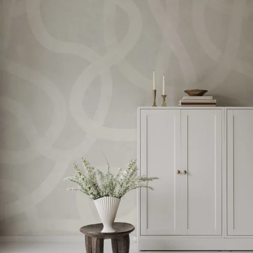 Bold Flowy Lines