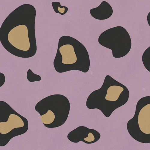 Lilla tapet med leopardprint