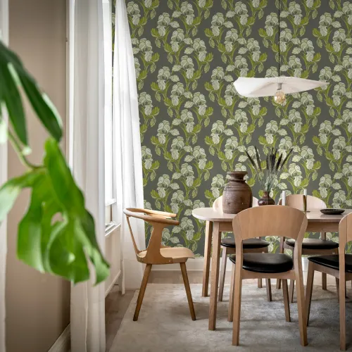 Blossom Into Spring with Garland Flora
