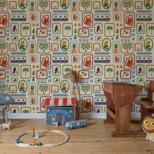 Wild Frames for Vibrant Walls