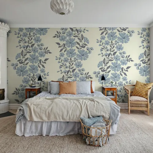 Bold Bloom in Sky: A Fresh Floral Touch