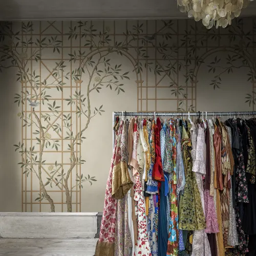 Refined Elegance with Chinoiserie Flair